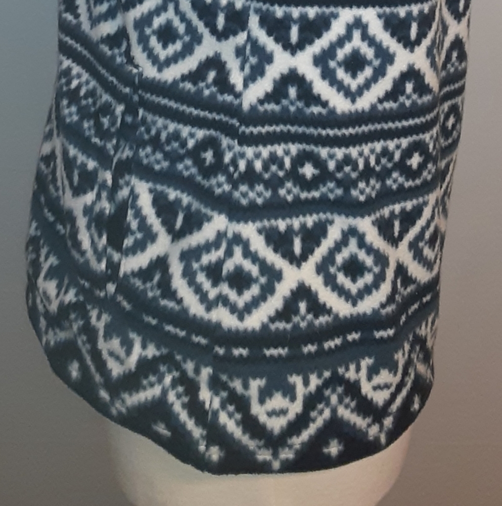 American living medium fleece vest Aztec print Blue White Outerwear Sleeveless - Picture 4 of 6